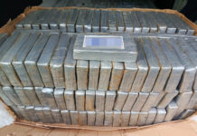 Detienen a 4 con 270 kilos de Cocaína en aeropuerto de la Ciudad de México.